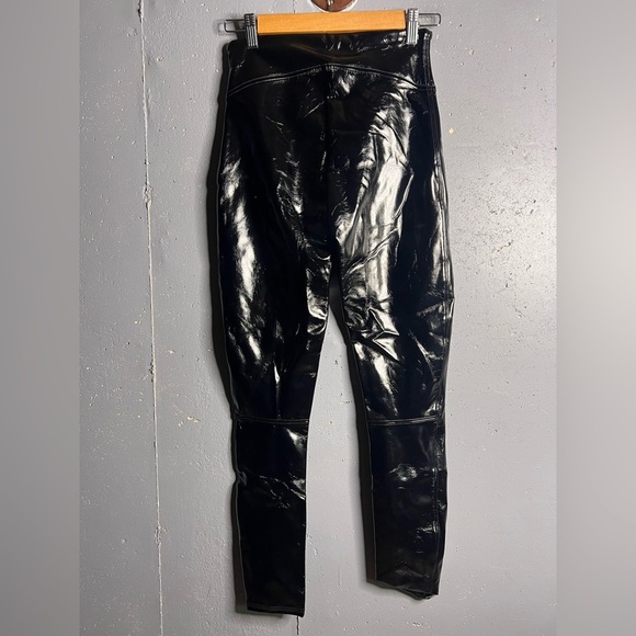 Spanx Faux Patent Leather leggings in size Small.  NWT - Picture 5 of 10